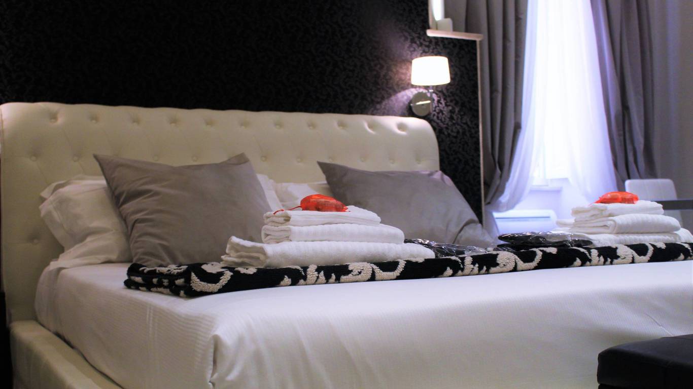 VJKO5150--opera-suites-roma-gruppo VJKO5150--opera-suites-roma-gruppo
